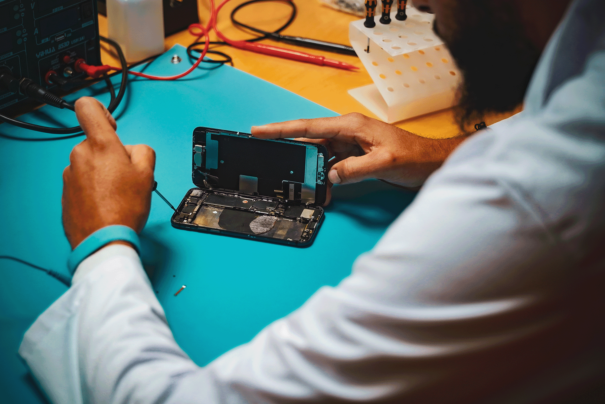 Recommerce : Reconditionnement d'appareils électroniques — 2